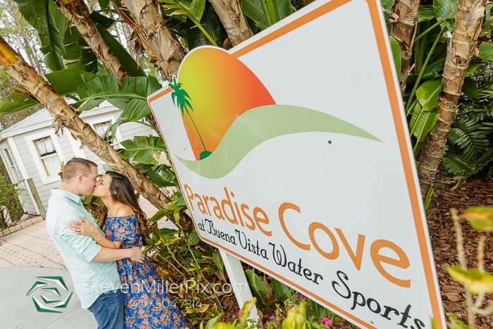 Paradise Cove Orlando Wedding Photographers