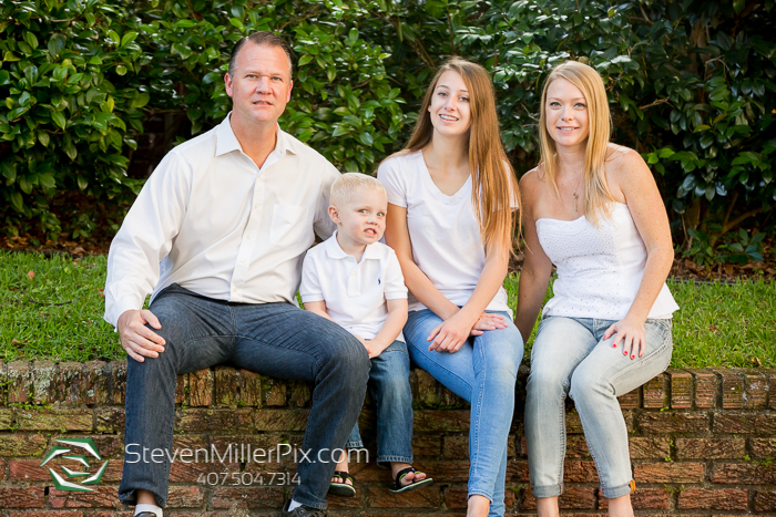 Downtown Orlando Family Portrait Photographers | Lake Eola Park Photos