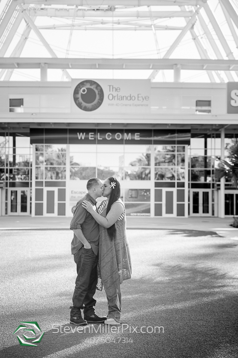 The Orlando Eye Engagement Wedding Photographer