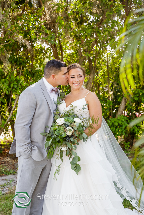 Orlando Wedding Photographers at Paradise Cove