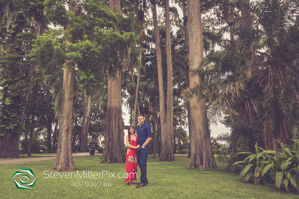 Kraft Azalea Gardens | Winter Park Engagement Session