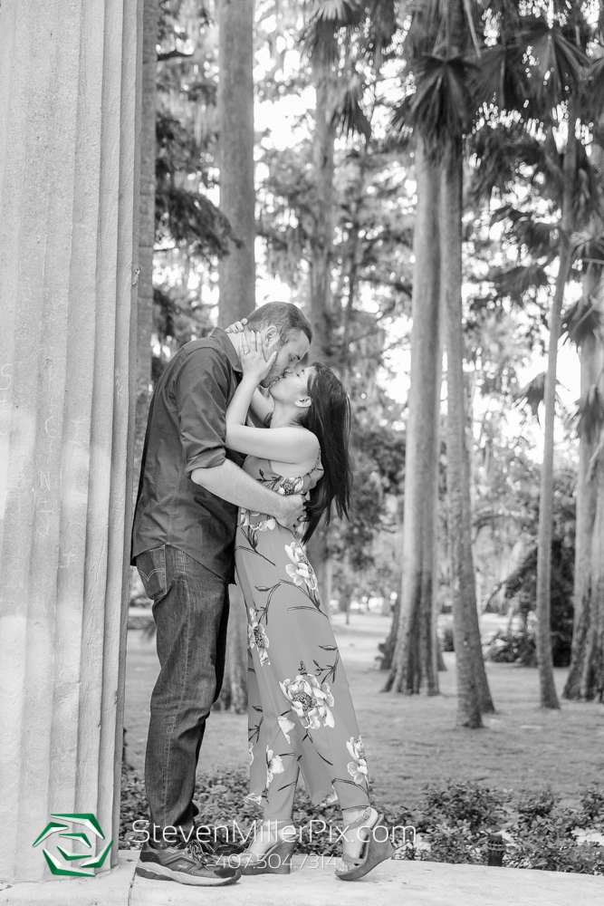 Kraft Azalea Gardens | Winter Park Engagement Session