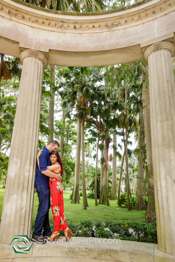 Kraft Azalea Gardens | Winter Park Engagement Session