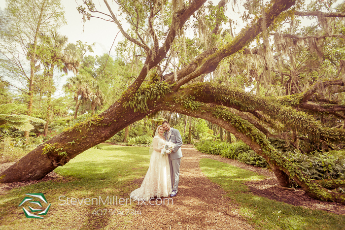Intimate Wedding Photographers at Bok Tower Gardens