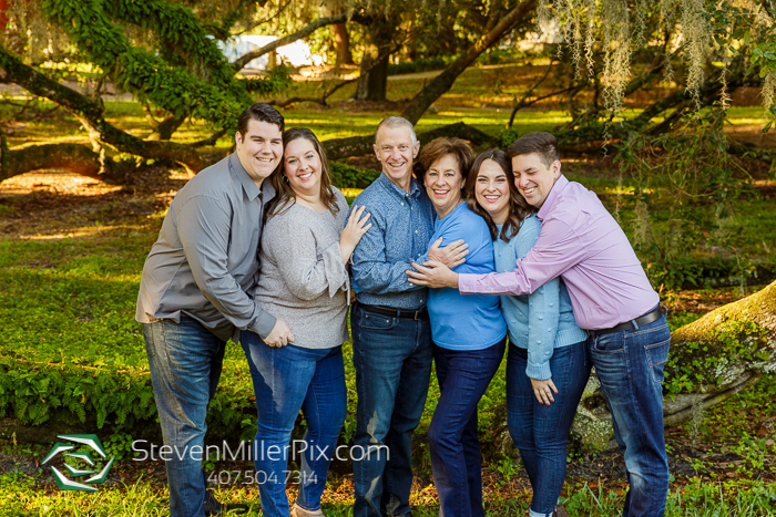 Loch Haven Park Mayor Tree Family Portrait