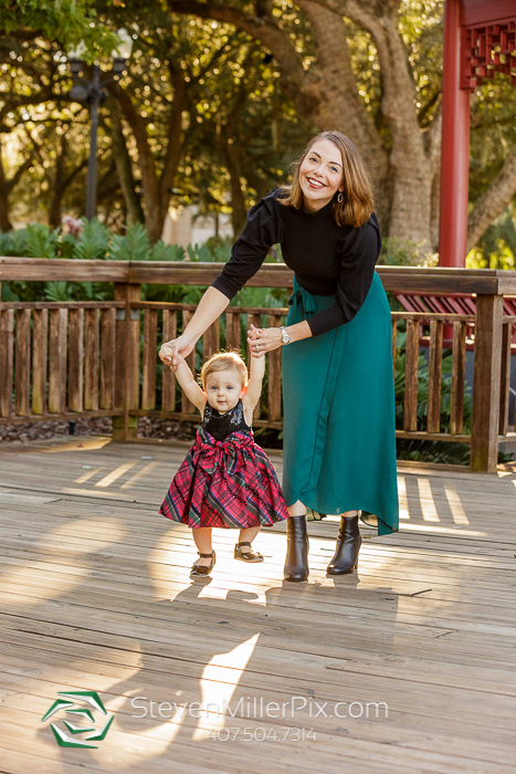 Family Mini Portrait Sessions Lake Eola