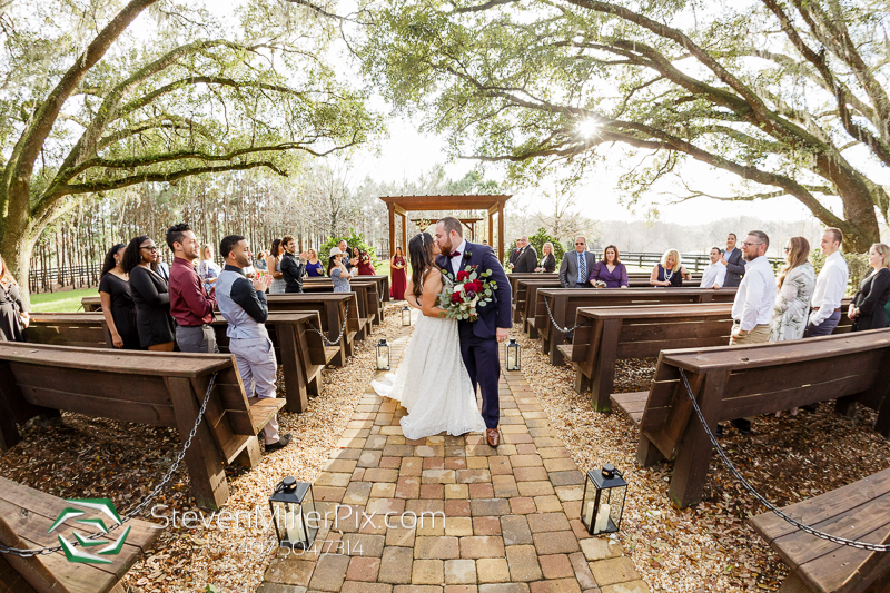 Wedding Ceremony Club Lake Plantation