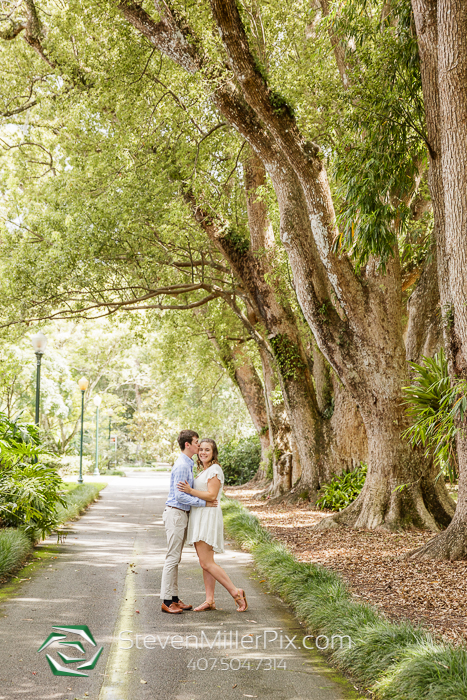 Proposal Photos at Leu Gardens Orlando