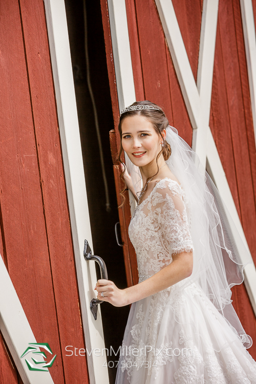 WInchester Kentucky Traveling Wedding Photographer