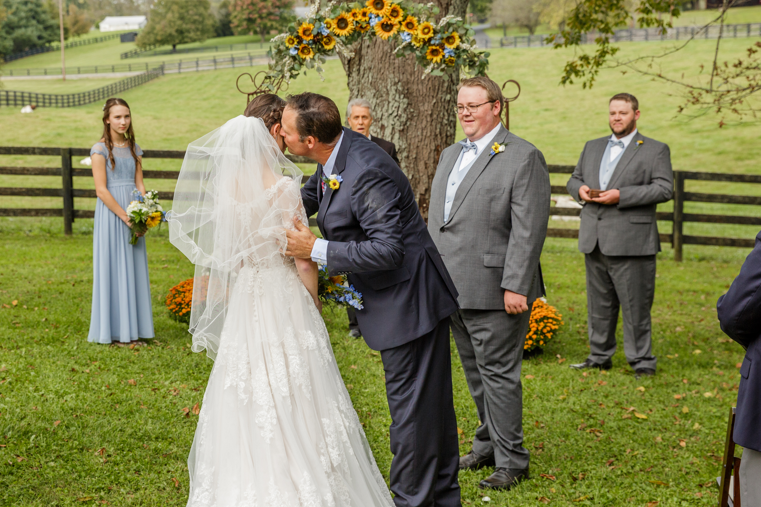 Kentucky Traveling Wedding Photographer