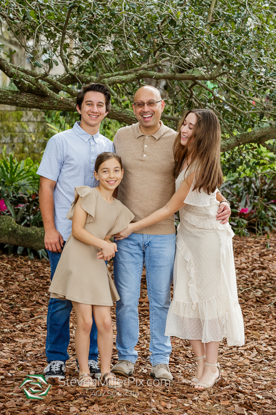 Lake Eola Orlando Family Photographer