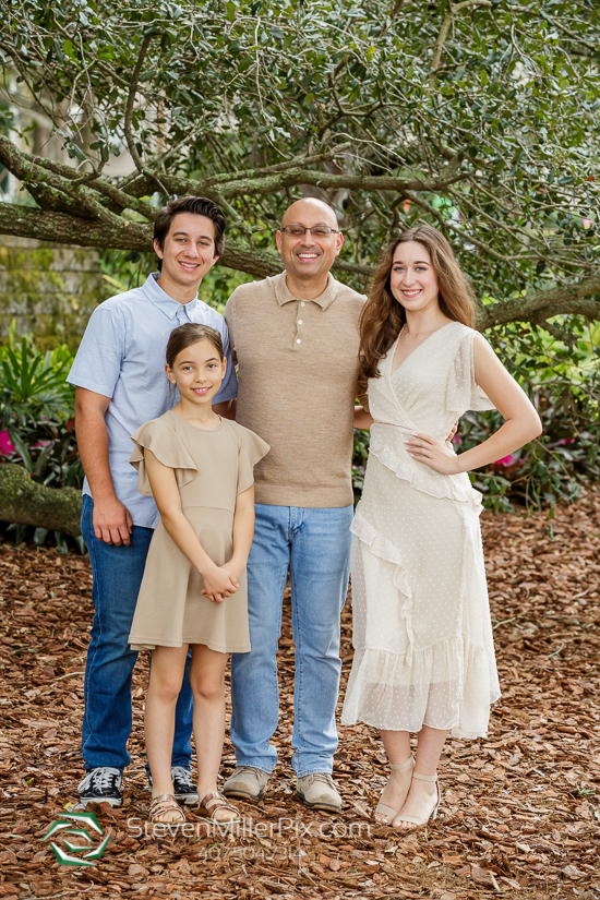 Lake Eola Orlando Family Photographer