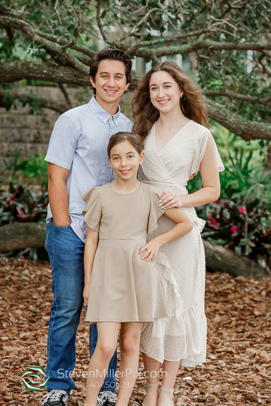 Lake Eola Orlando Family Photographer