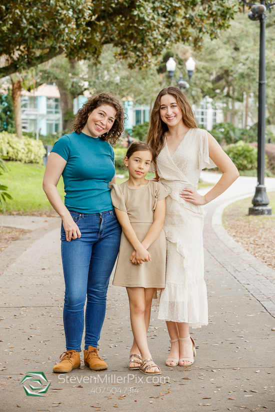 Lake Eola Orlando Family Photographer