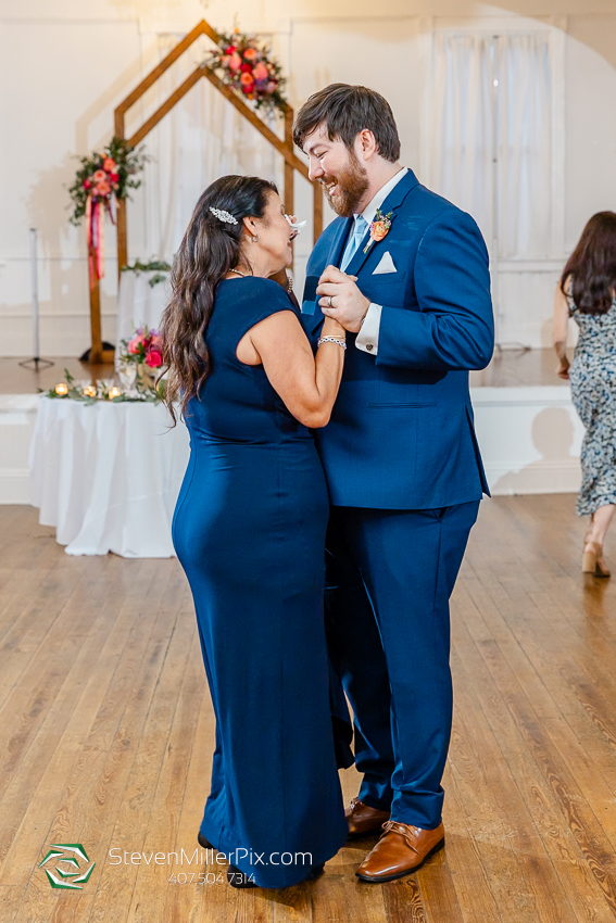 Historic Venue 1902 Wedding Photographer