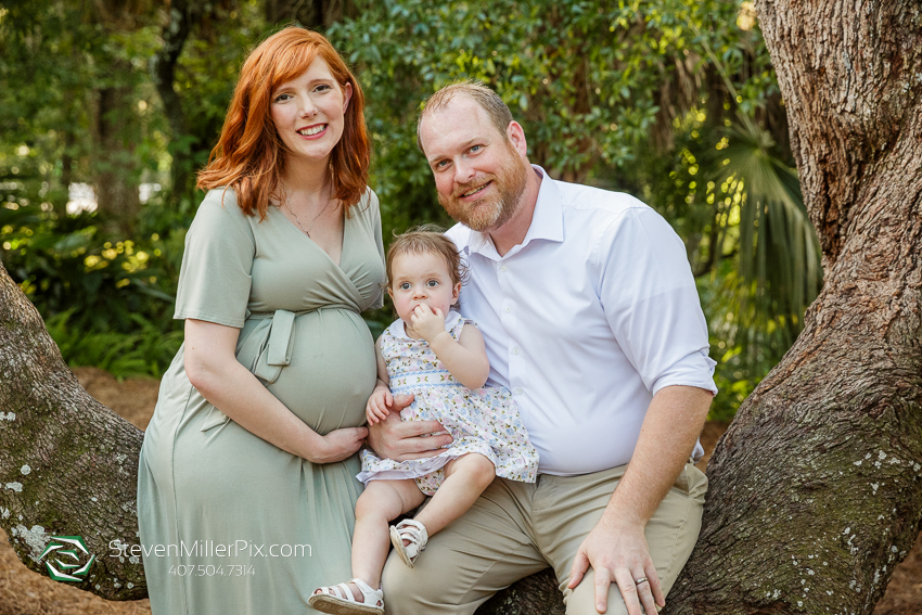 Dickson Azalea Park Family Photographer