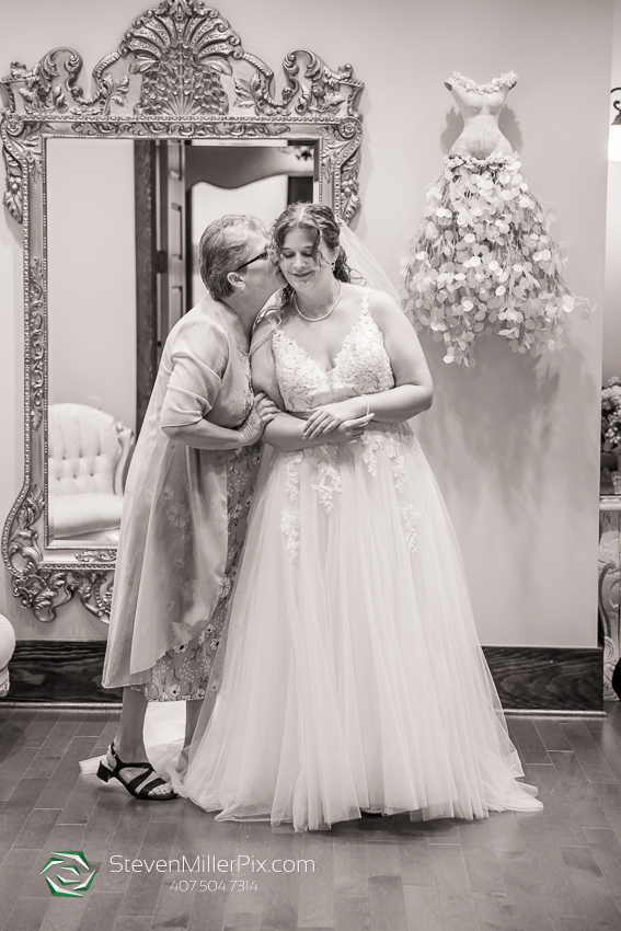 Tavares Pavilion on the Lake Wedding Photographer