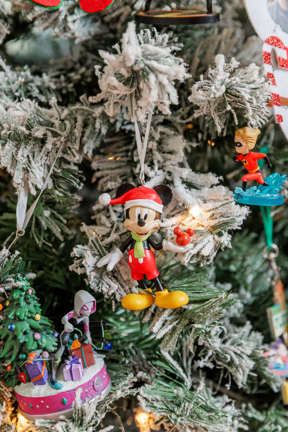 Christmas Puppy Portrait Session Photographer