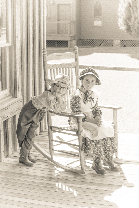 Family Portrait Photographer Vintage Pioneer