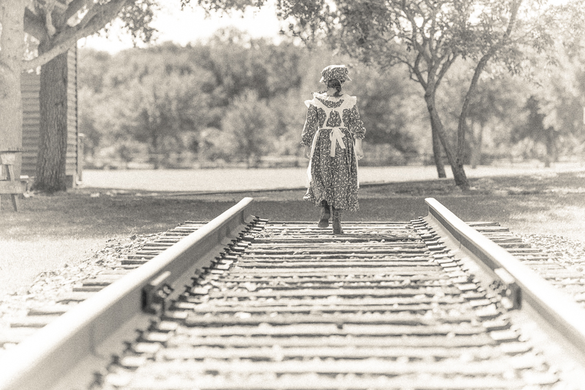 Family Portrait Photographer Vintage Pioneer