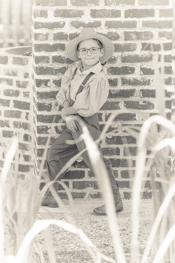 Family Portrait Photographer Vintage Pioneer