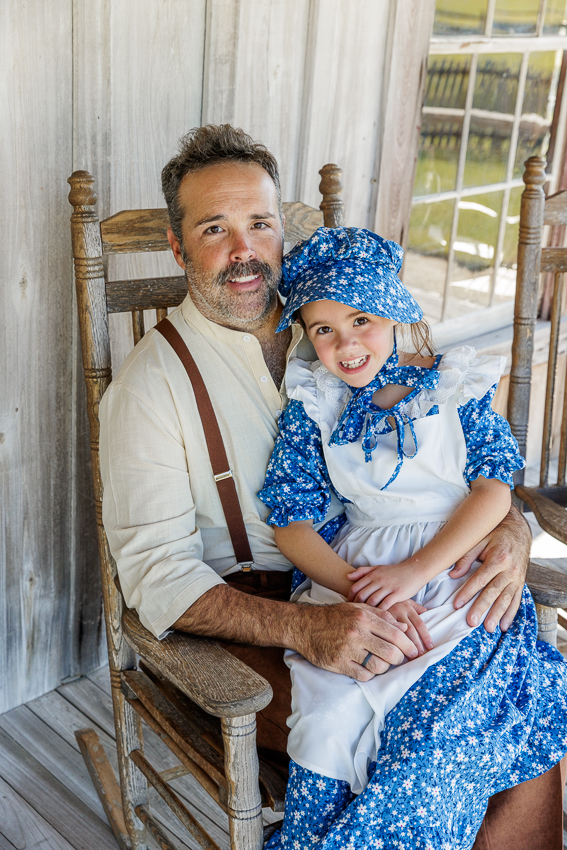 Family Portrait Photographer Vintage Pioneer