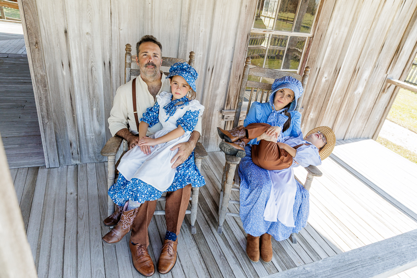 Family Portrait Photographer Vintage Pioneer