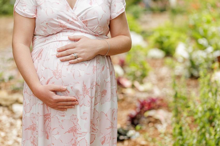 Orlando Mead Garden Maternity Photographer