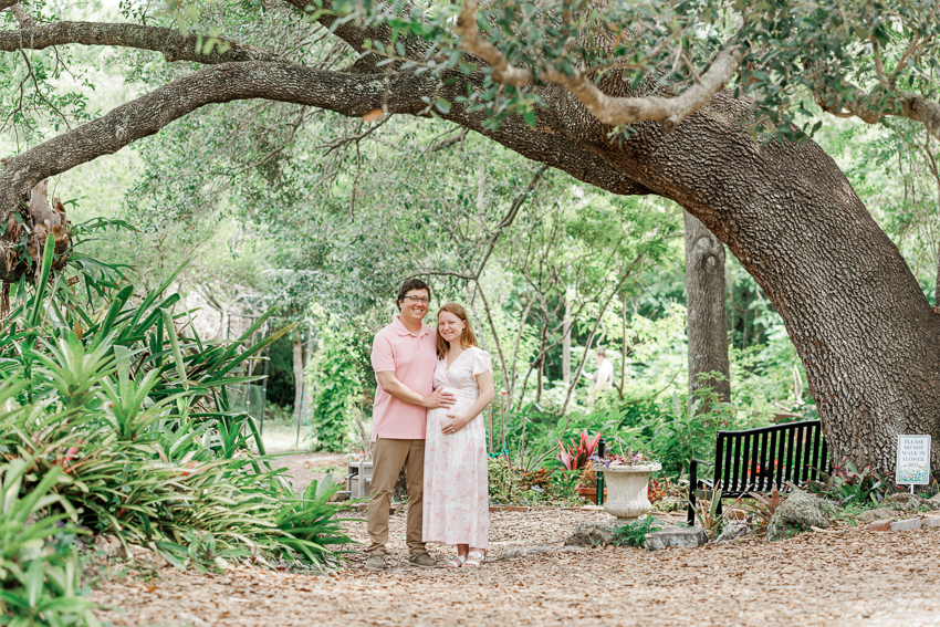 Orlando Mead Garden Maternity Photographer