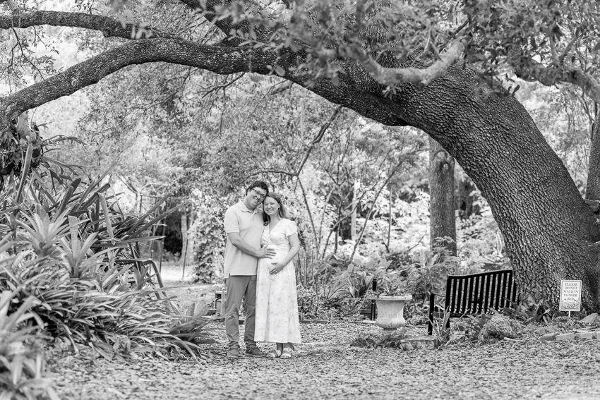 Orlando Mead Garden Maternity Photographer